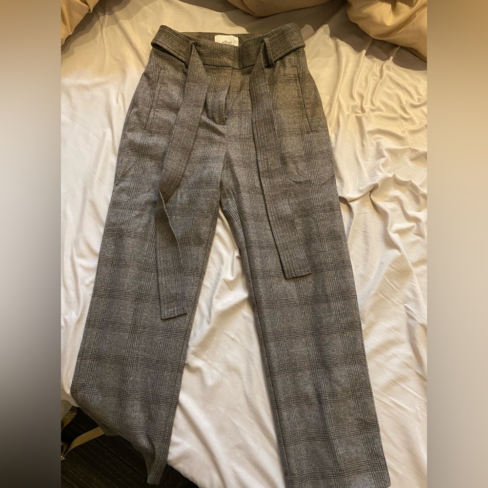 Aritzia Wilfred Tie Front Pants